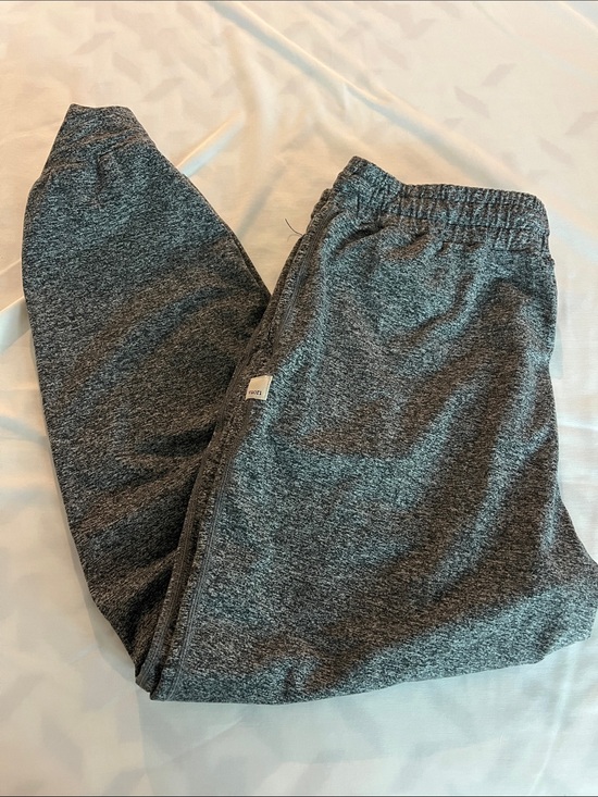 Vuori Pants - Womens Vuori Gray Heather Jogger Pants